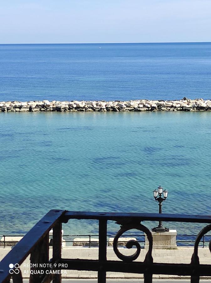 Mariantomare Casa Vacanze Monolocale Lungomare Bari Exteriör bild